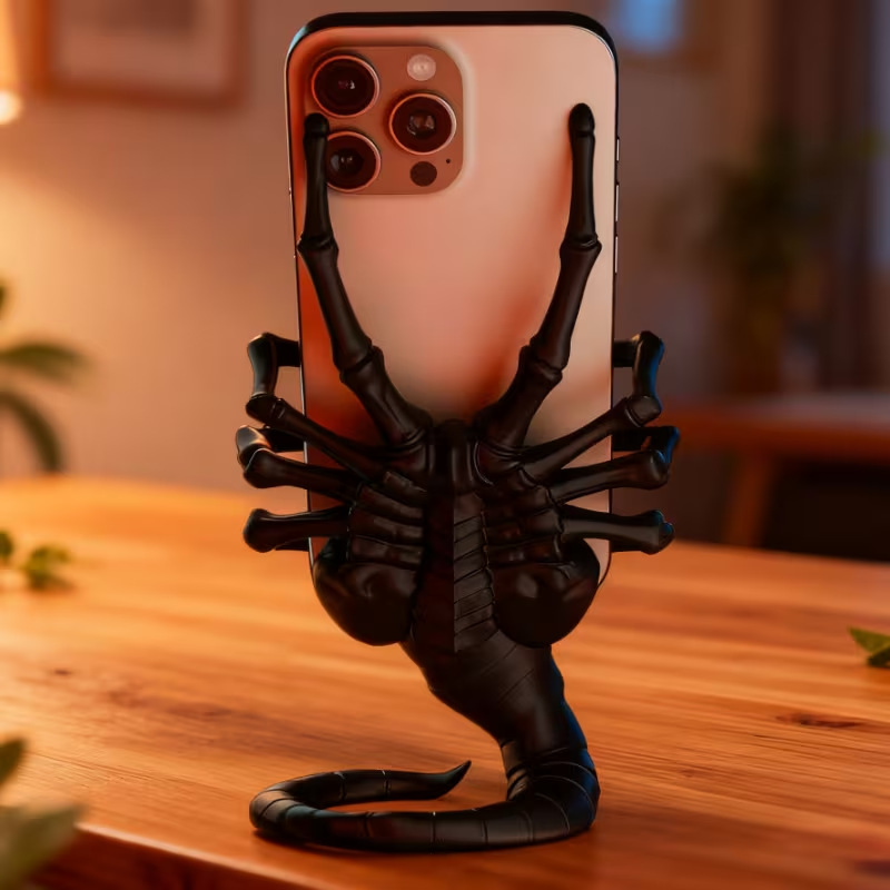 Kreatywny stojak na telefon w  – Action Figure Stand recenzja i cena